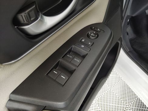 Certified 2020 Honda CR-V EX image 24