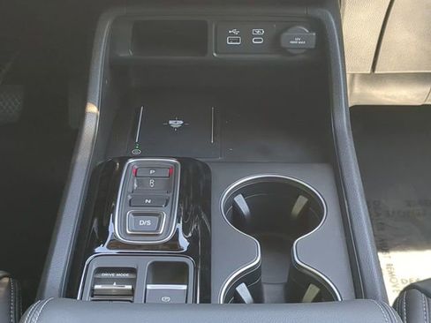 Used 2025 Honda Pilot EX-L image 18