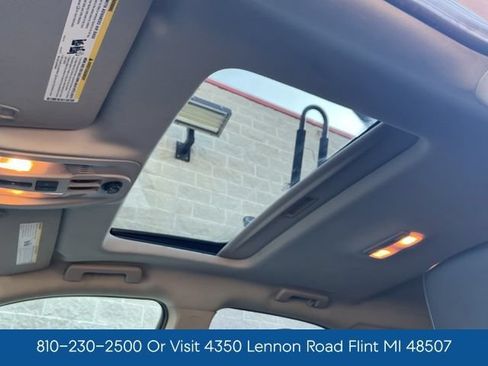 Used 2011 Chevrolet Equinox LTZ AWD/4WD image 3