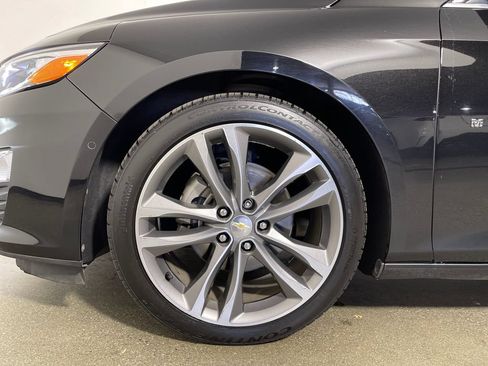Used 2022 Chevrolet Malibu Premier FWD image 11