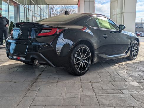 New 2026 Toyota GR86 image 4