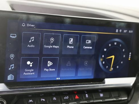 Used 2024 Chevrolet Silverado 1500 High Country w/ Technology Package image 6