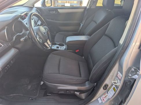 Used 2016 Subaru Legacy 2.5i Premium AWD/4WD image 8