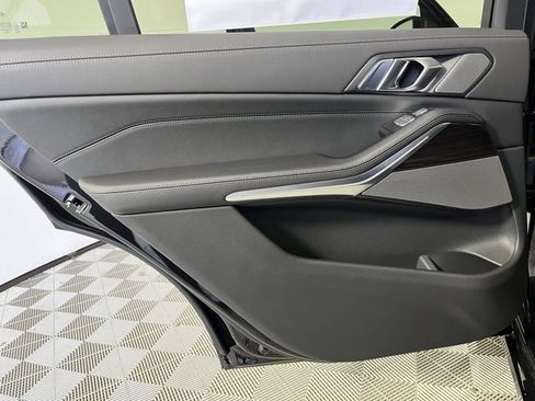 New 2026 BMW X7 xDrive40i image 16