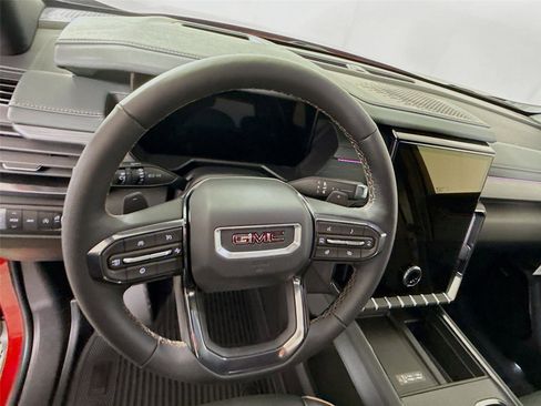 New 2026 GMC Acadia AT4 w/ Luxury Package AWD/4WD image 5