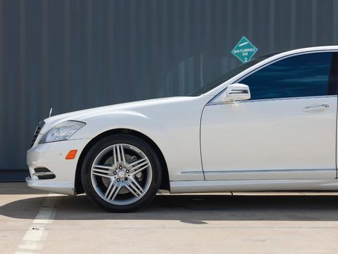 Used 2013 Mercedes-Benz S 550 w/ Sport Pkg image 31