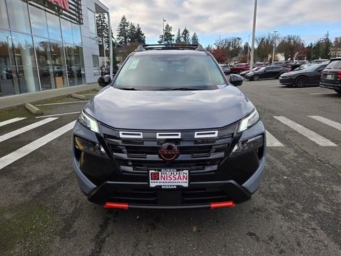 New 2026 Nissan Rogue SV image 2