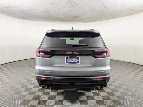 New 2026 GMC Acadia AT4 w/ Luxury Package AWD/4WD image 8