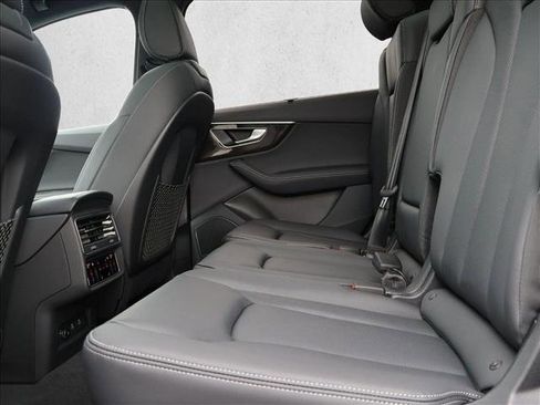 New 2026 Audi Q7 3.0T Premium Plus AWD/4WD image 17