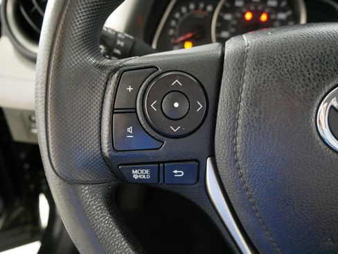 Used 2014 Toyota RAV4 LE AWD/4WD image 27