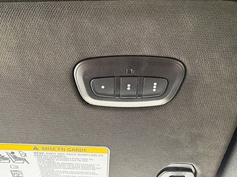 Used 2025 RAM 1500 Laramie AWD/4WD image 24