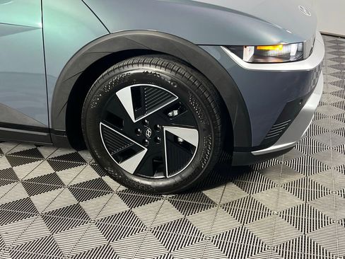 Used 2025 Hyundai Ioniq 5 SEL image 7