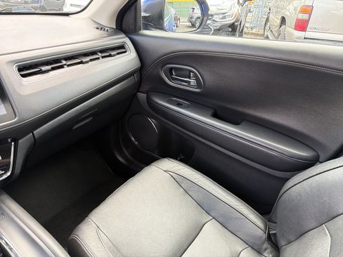 Used 2019 Honda HR-V EX-L image 24