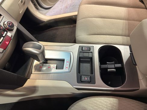 Used 2012 Subaru Legacy 2.5i Premium AWD/4WD image 18