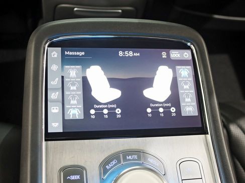 Used 2023 Genesis G90 3.5T image 29