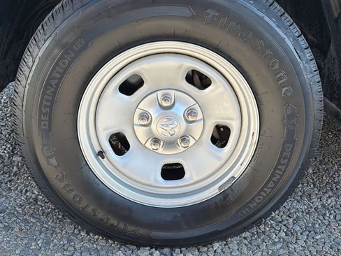 Used 2017 RAM 1500 Tradesman w/ Power & Remote Entry Group RWD image 32