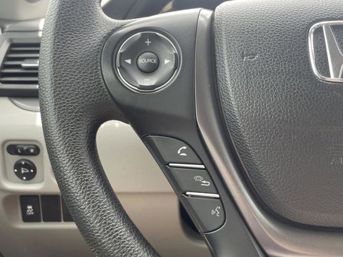 Used 2018 Honda Pilot LX image 21