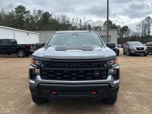 Used 2024 Chevrolet Silverado 1500 Custom Trail Boss w/ LPO, Dark Essentials Package image 2