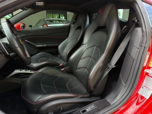 Used 2017 Ferrari 488 GTB image 23