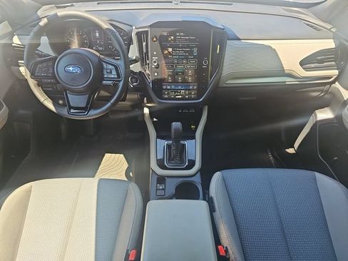 Certified 2025 Subaru Forester Premium AWD/4WD image 10