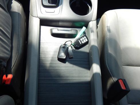 Used 2016 Honda Pilot EX-L image 27