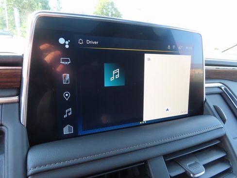 Certified 2023 Chevrolet Suburban High Country image 22