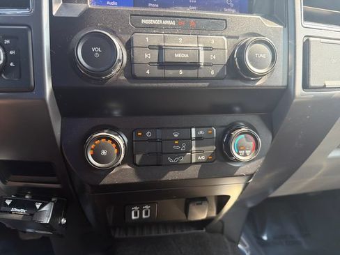 Used 2020 Ford F150 XLT AWD/4WD image 23