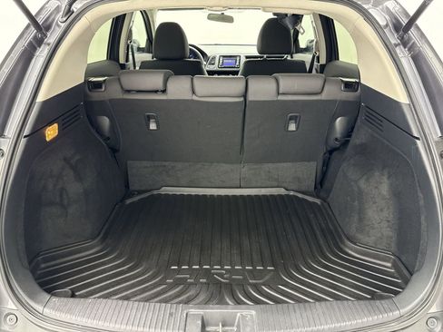 Used 2020 Honda HR-V LX image 35