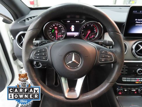 Used 2020 Mercedes-Benz GLA 250 image 14