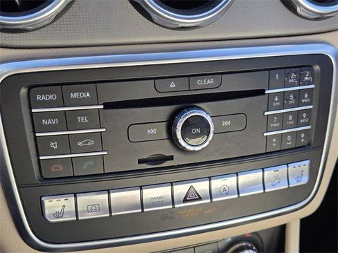 Used 2019 Mercedes-Benz GLA 250 GLA 250 SUV image 19