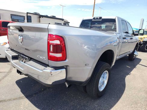 Used 2024 RAM 3500 Tradesman w/ Chrome Appearance Group AWD/4WD image 4