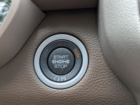 Certified 2023 RAM 3500 Laramie AWD/4WD image 27