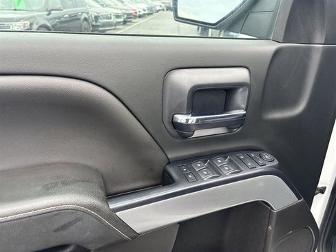 Used 2018 Chevrolet Silverado 1500 LT w/ All Star Edition image 21