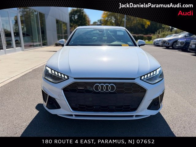 Used 2022 Audi A4 2.0T Premium Plus w/ Premium Plus Package AWD/4WD image 2