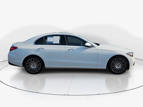 Used 2025 Mercedes-Benz C 300 Sedan image 5