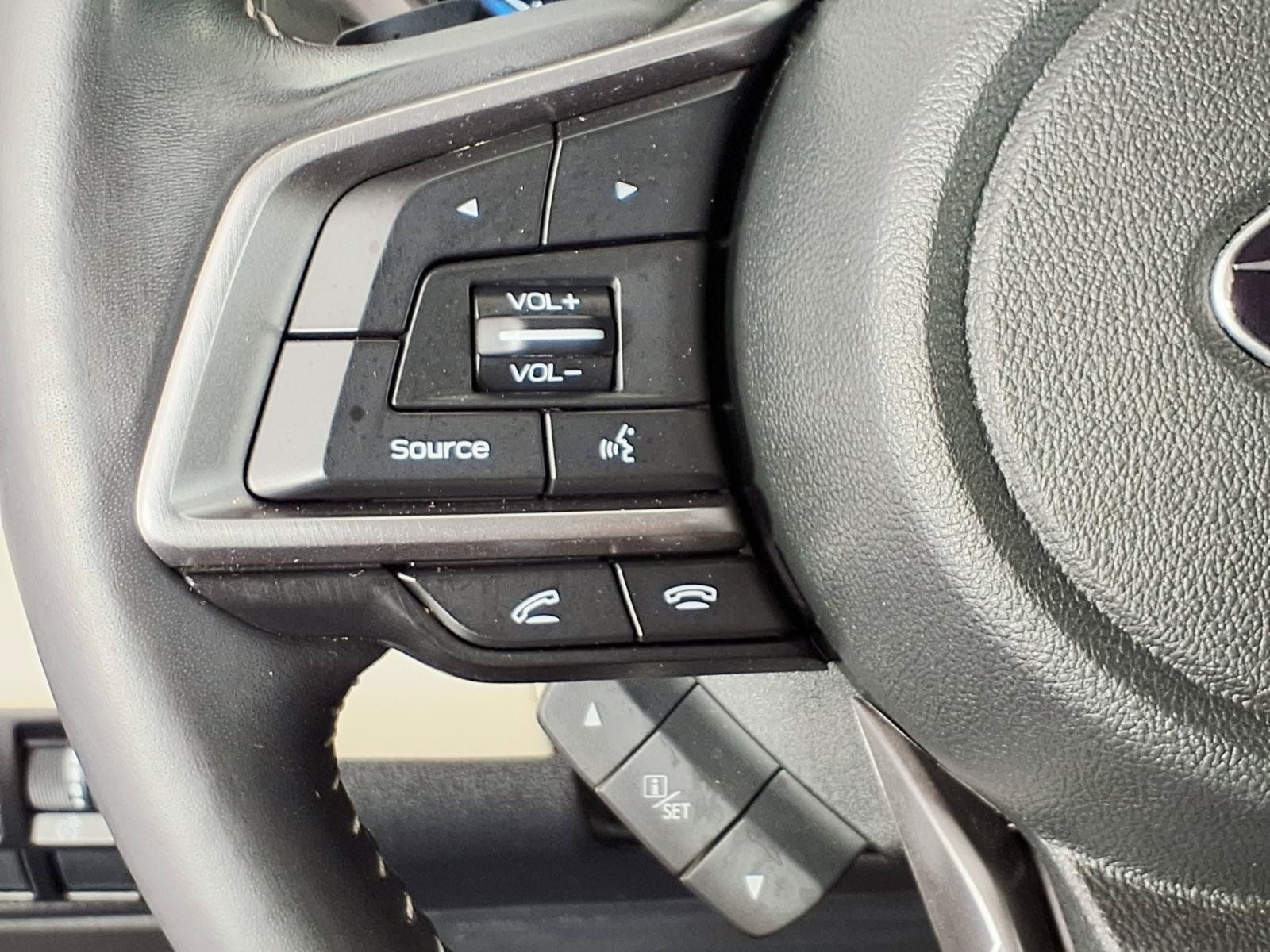 Used 2022 Subaru Ascent Touring AWD/4WD image 17