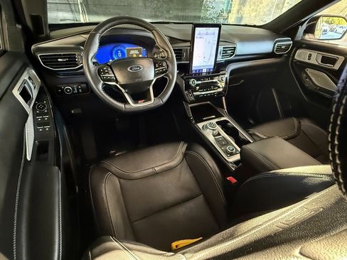 Used 2024 Ford Explorer ST w/ Equipment Group 401A image 15