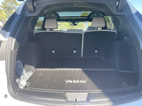 New 2026 Acura RDX SH-AWD image 8