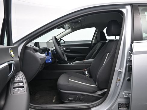 New 2026 Hyundai Sonata SEL FWD image 22