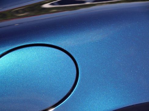 Used 2023 McLaren Artura image 13