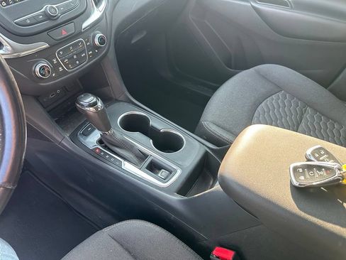 Used 2019 Chevrolet Equinox LT AWD/4WD image 19