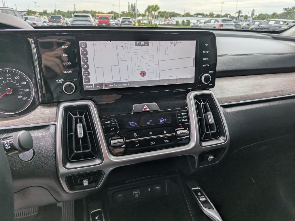 Certified 2023 Kia Sorento EX FWD image 24