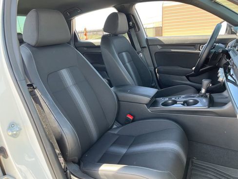 Certified 2025 Honda Civic Sport image 28