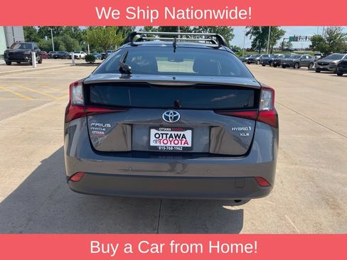 Used 2022 Toyota Prius XLE AWD/4WD image 6