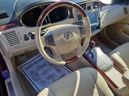 Used 2011 Toyota Avalon image 12