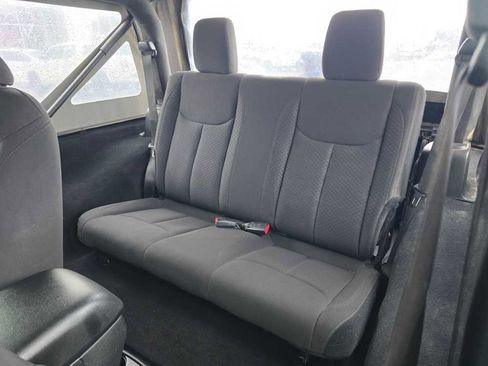 Used 2018 Jeep Wrangler Sport image 17