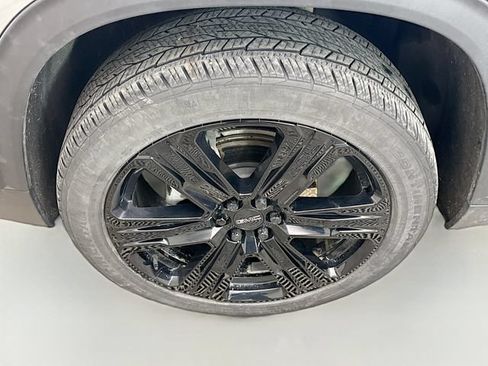 Used 2024 GMC Acadia Elevation w/ Black Edition FWD image 34