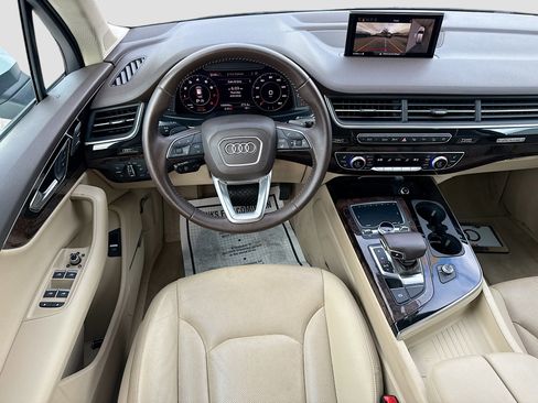Used 2019 Audi Q7 3.0T Premium Plus AWD/4WD image 17