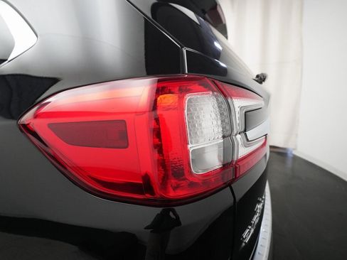 Certified 2024 Subaru Ascent Limited w/ Technology Package image 34