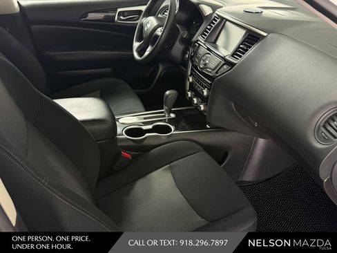 Used 2018 Nissan Pathfinder S FWD image 43